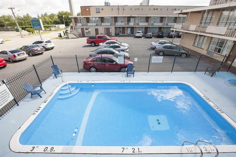 Motel 6 Niagara Falls, On Near The Falls Exterior photo